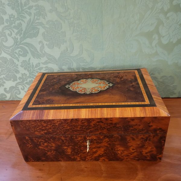Coffret, Boîte à Bijoux Loupe de Thuya