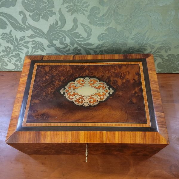 Coffret, Boîte à Bijoux Loupe de Thuya