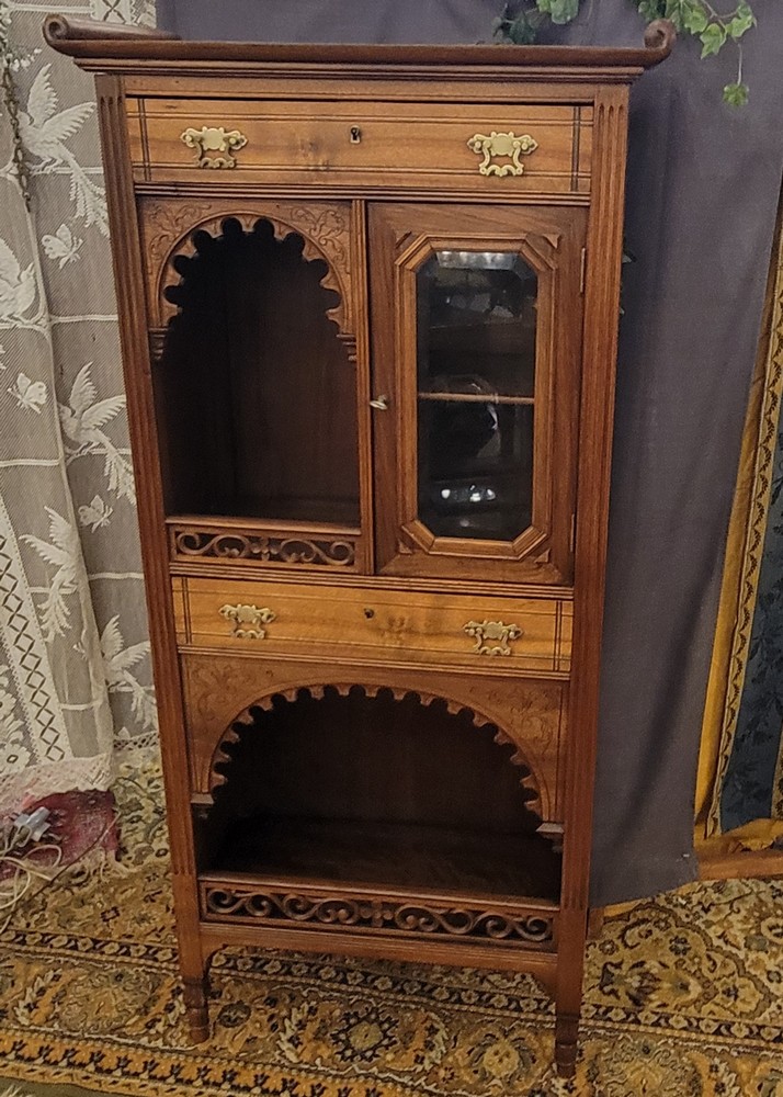 Cabinet style Chinois Esprit Art-Nouveau