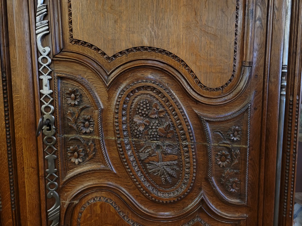Armoire de Mariage Louis XV