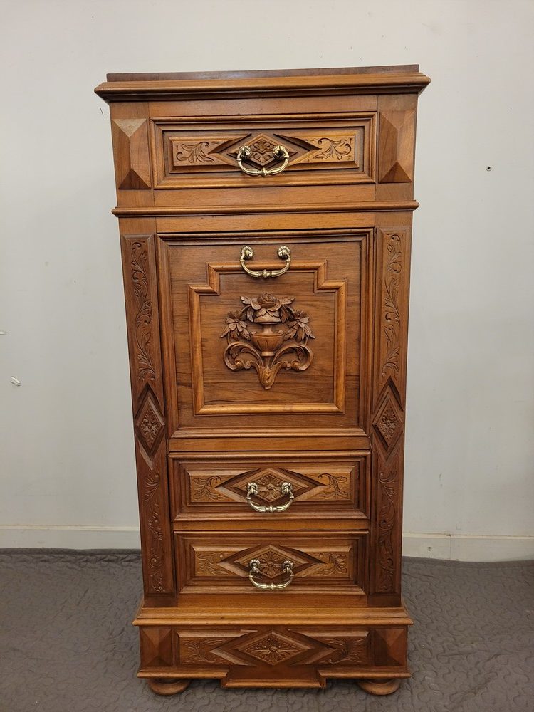 Chevet, Table de Nuit Henri II