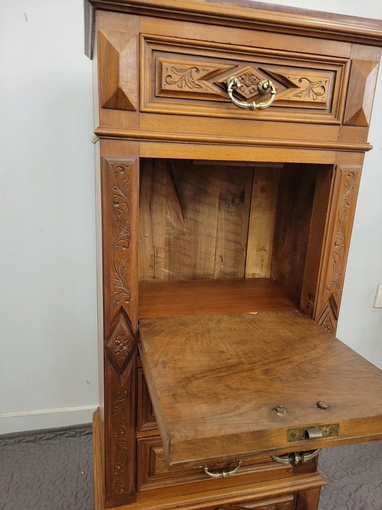 Chevet, Table de Nuit Henri II