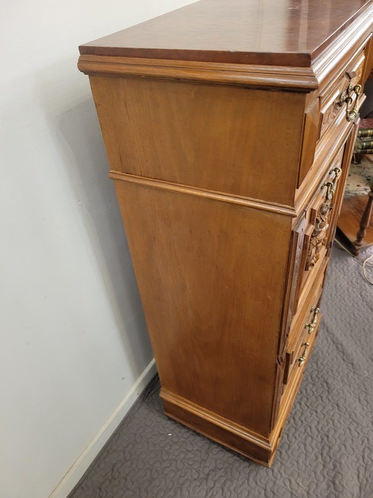 Chevet, Table de Nuit Henri II