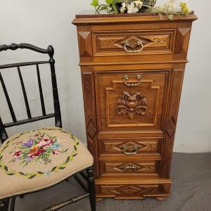 Chevet, Table de Nuit Henri II