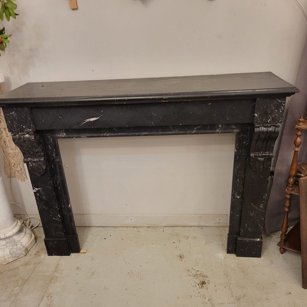 Cheminée Droite Epoque XIXè Marbre Noir