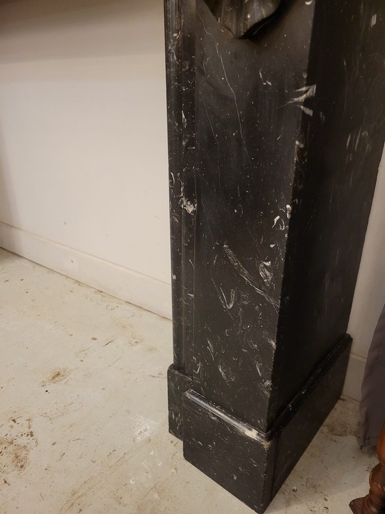 Cheminée Droite Epoque XIXè Marbre Noir