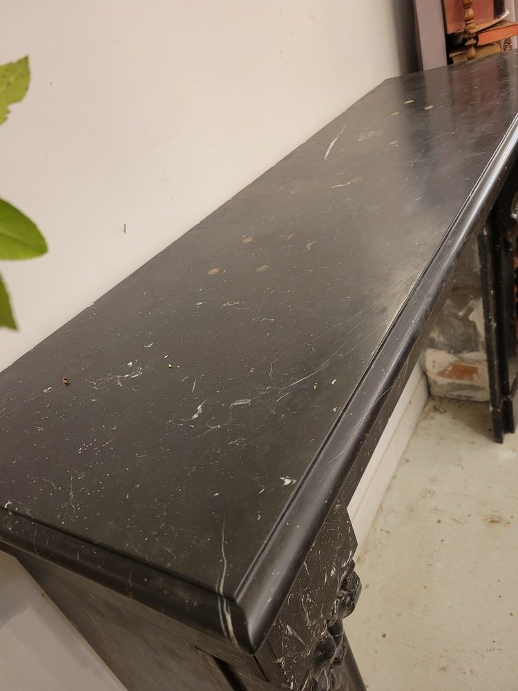 Cheminée Droite Epoque XIXè Marbre Noir