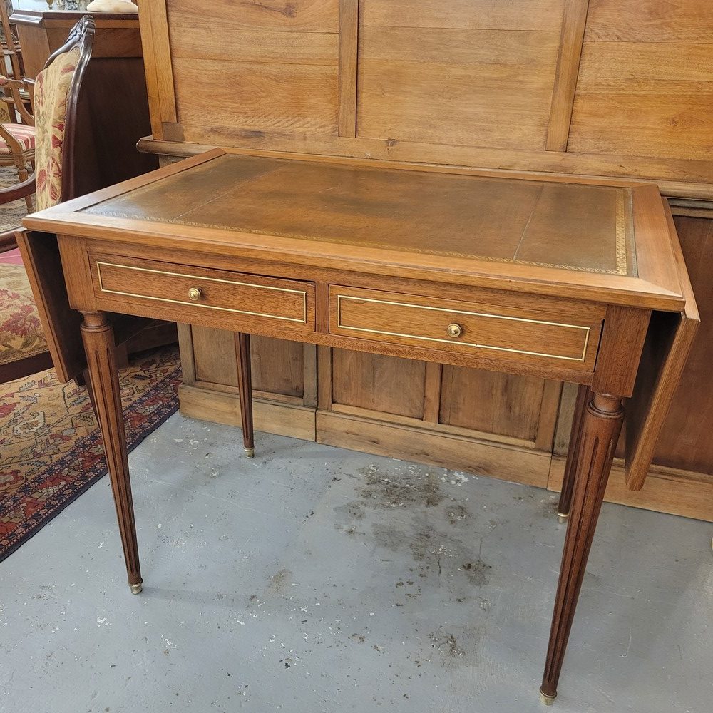 Bureau Plat Louis XVI Acajou et Laiton