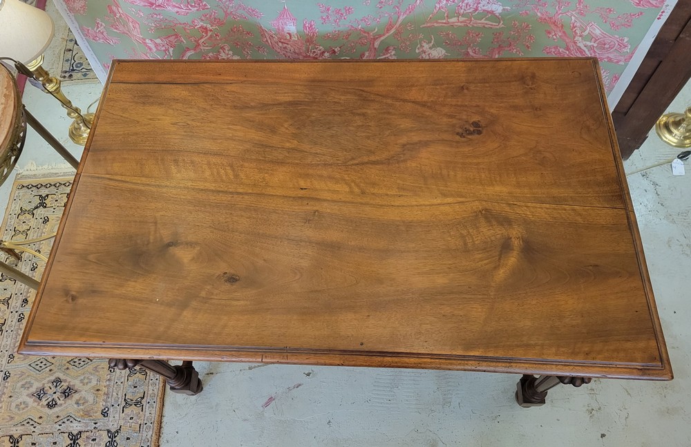 Table-Bureau Henri II Noyer Années 1920