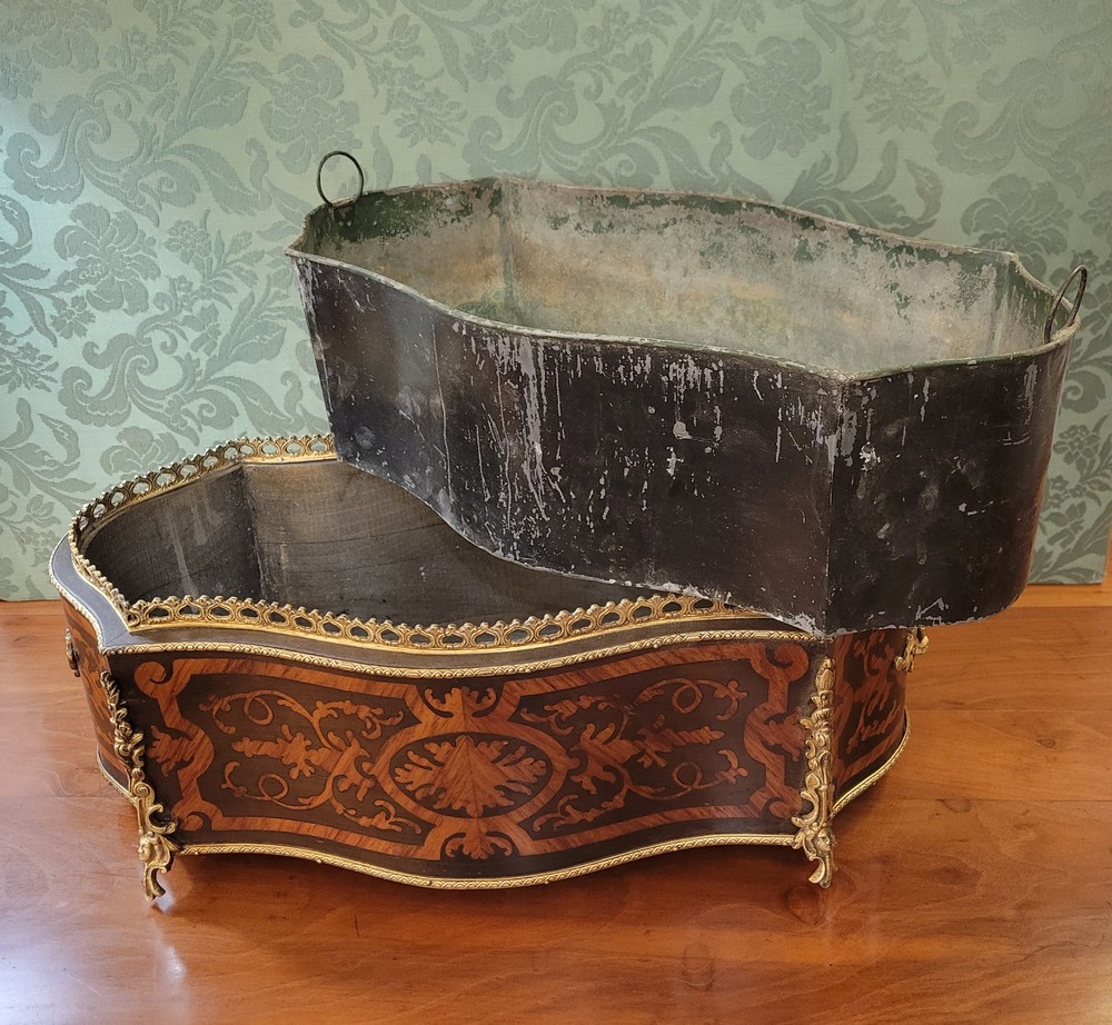 Jardinière ou Centre de Table Napoléon III Marqueterie et Bronze