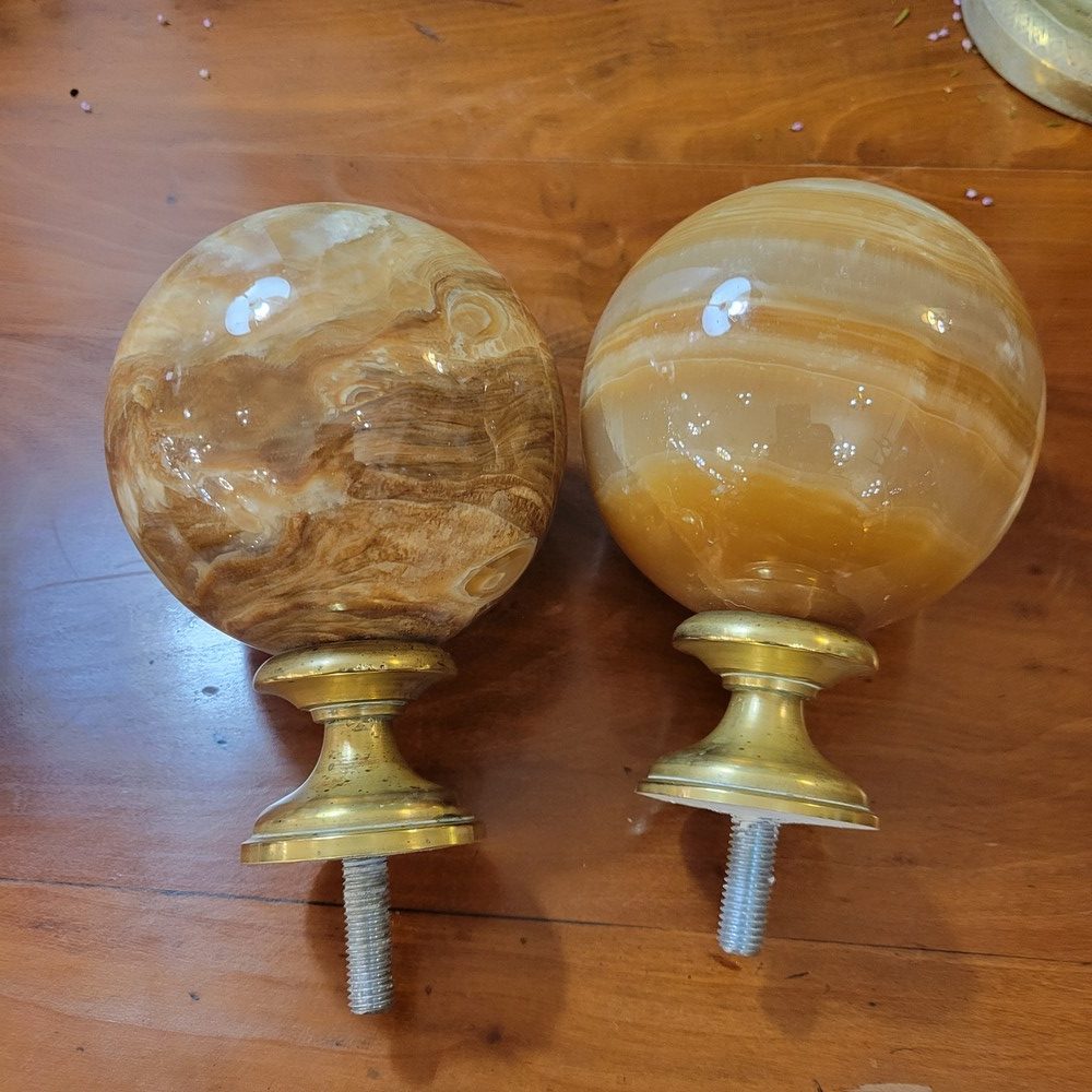 Paire de Boules d'Escalier Calcite Brune