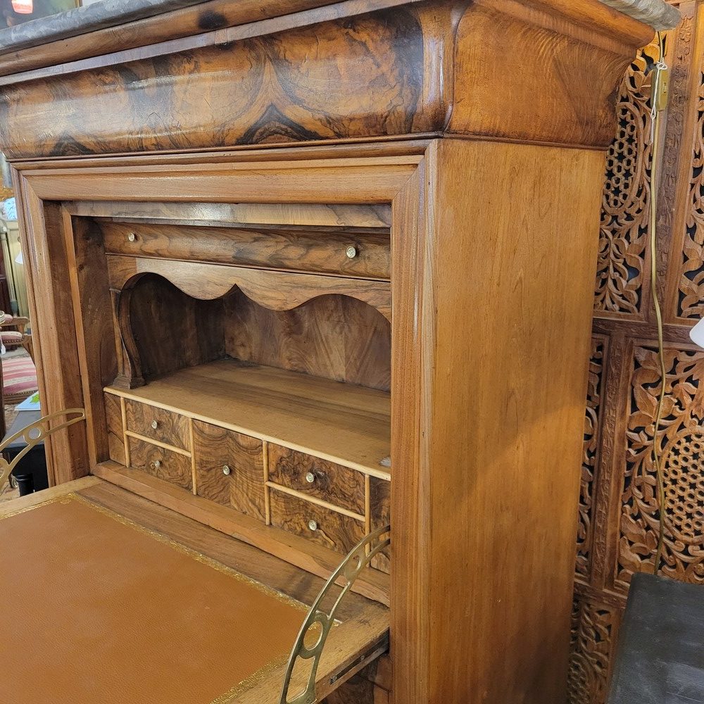 Secrétaire Louis-Philippe à Doucine