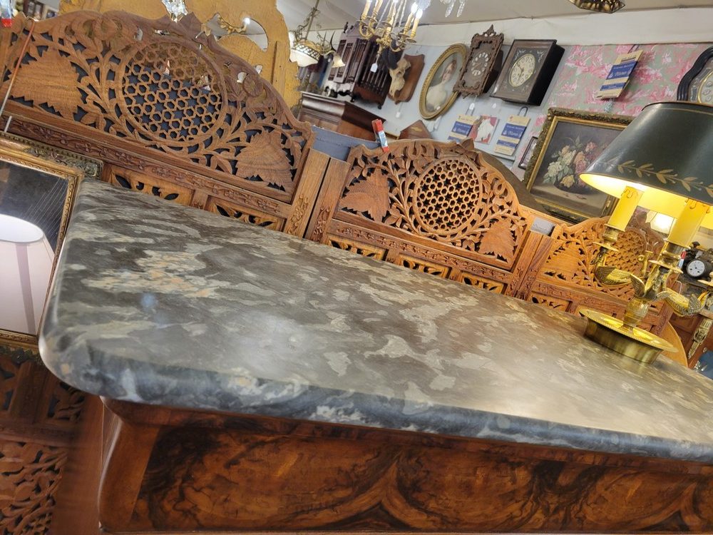 Secrétaire Louis-Philippe à Doucine