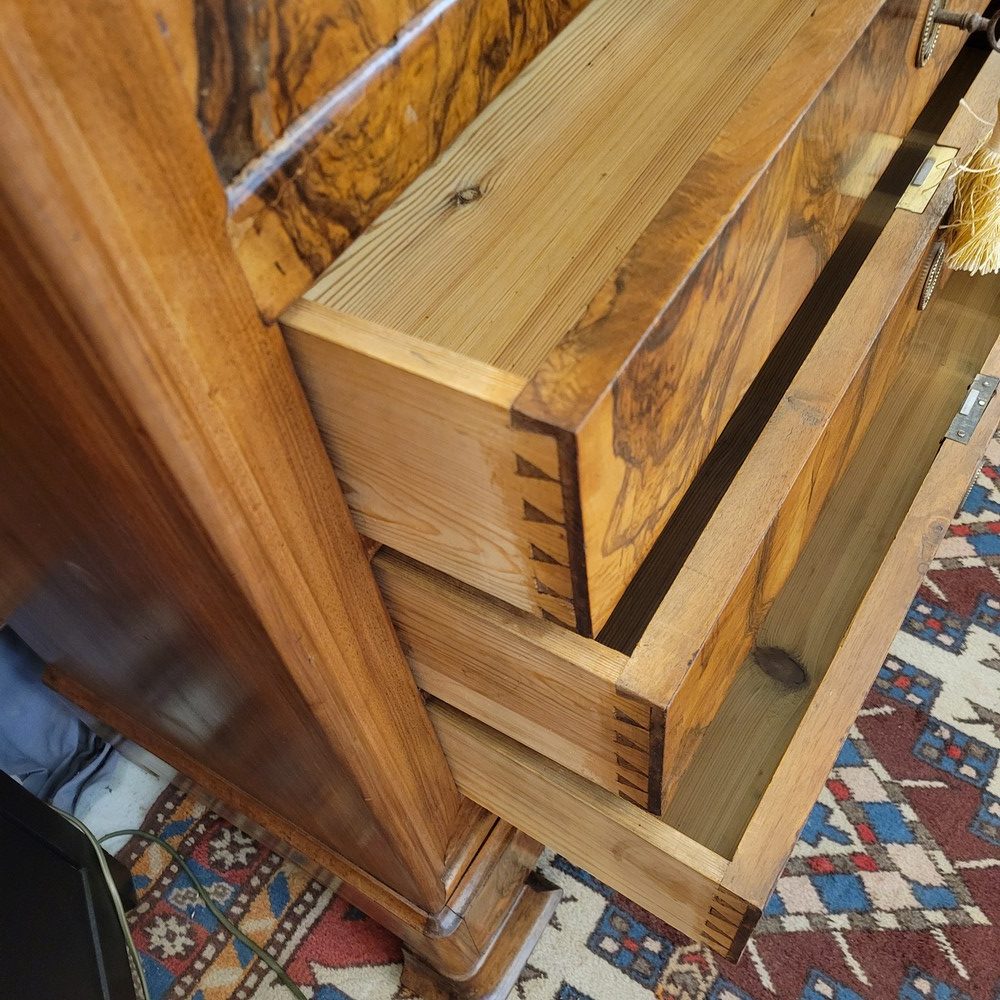 Secrétaire Louis-Philippe à Doucine