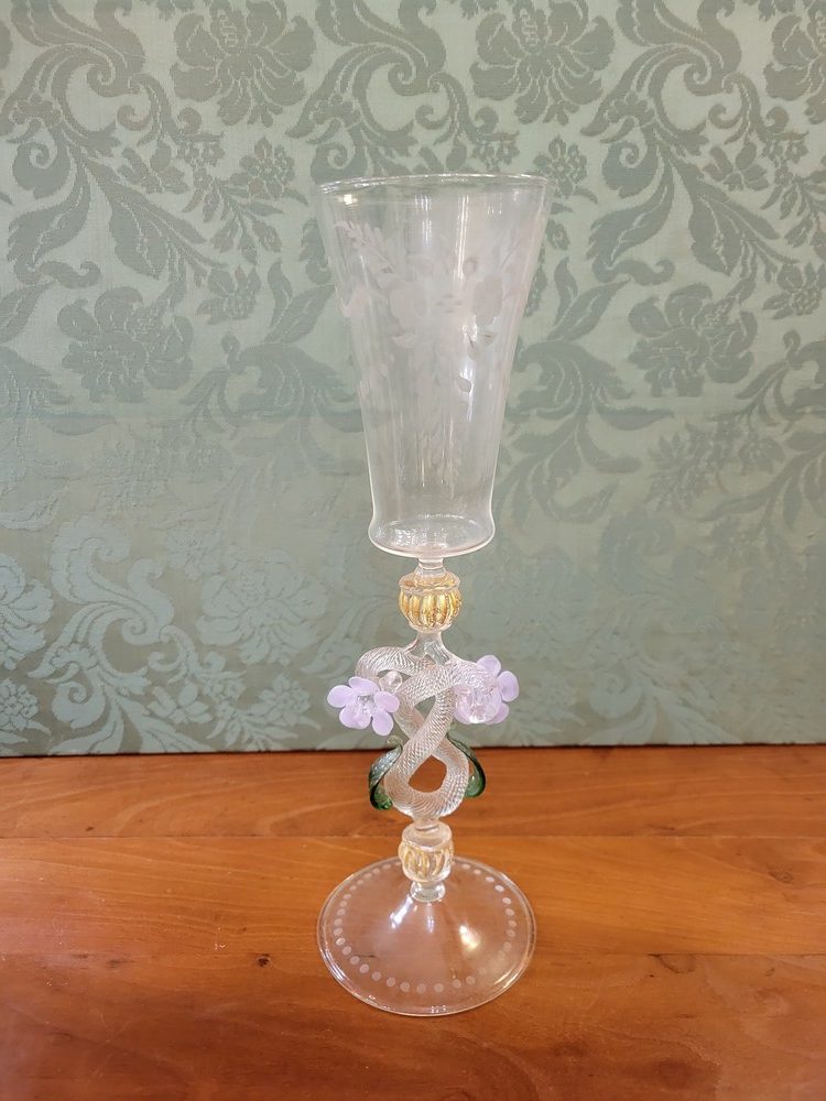 Verre de venise Soufflé et Gravé mauve