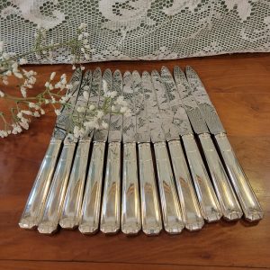 Grands Couteaux en Métal Argenté d'époque Art-Déco