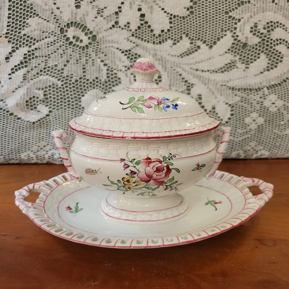 Saucière avec Couvercle Faïence de Lunéville, Modèle Réverbère