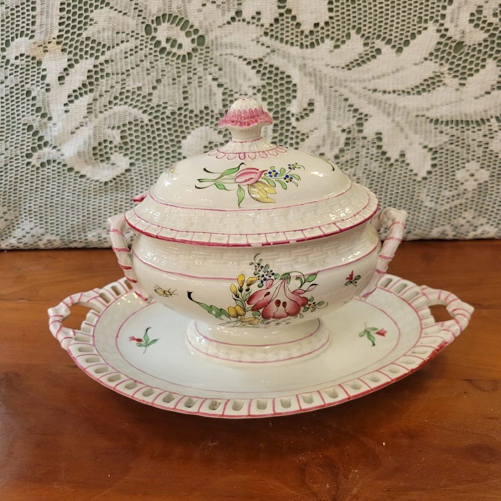 Saucière avec Couvercle Faïence de Lunéville, Modèle Réverbère