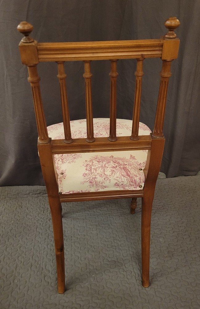 Paire de chaises de chambre Louis XVI