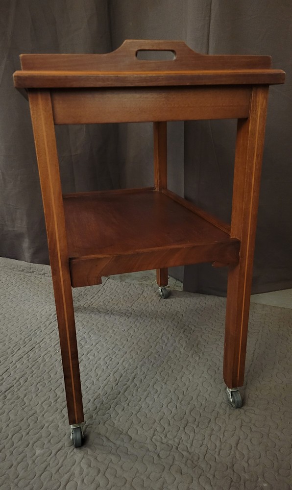 Table-Desserte Roulante, Plateau amovible