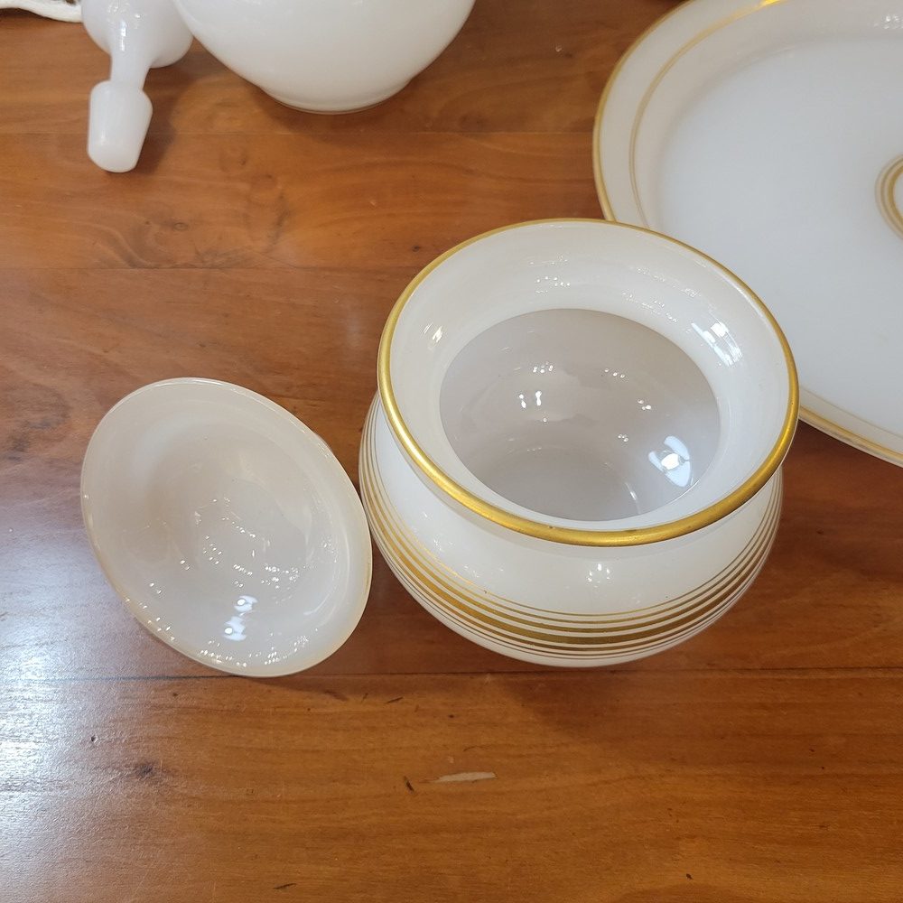 Service de Nuit Opaline Blanche, Liserés Dorés