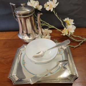 petites cuillères en argent massif,