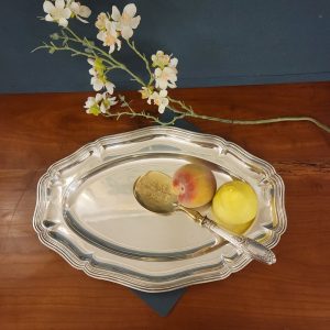 Plat de Service Ovale Style Louis XV Métal Blanc