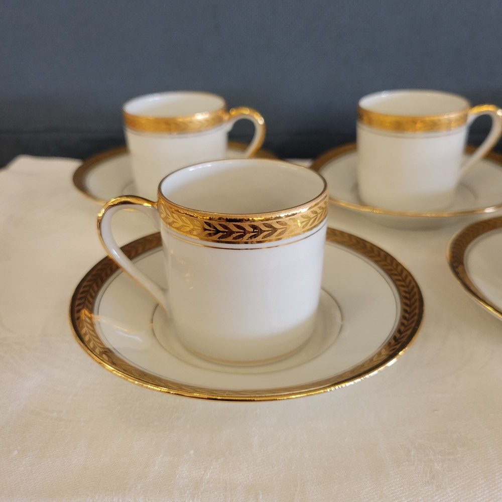 Tasses à Café Porcelaine de Limoges blanches et dorées