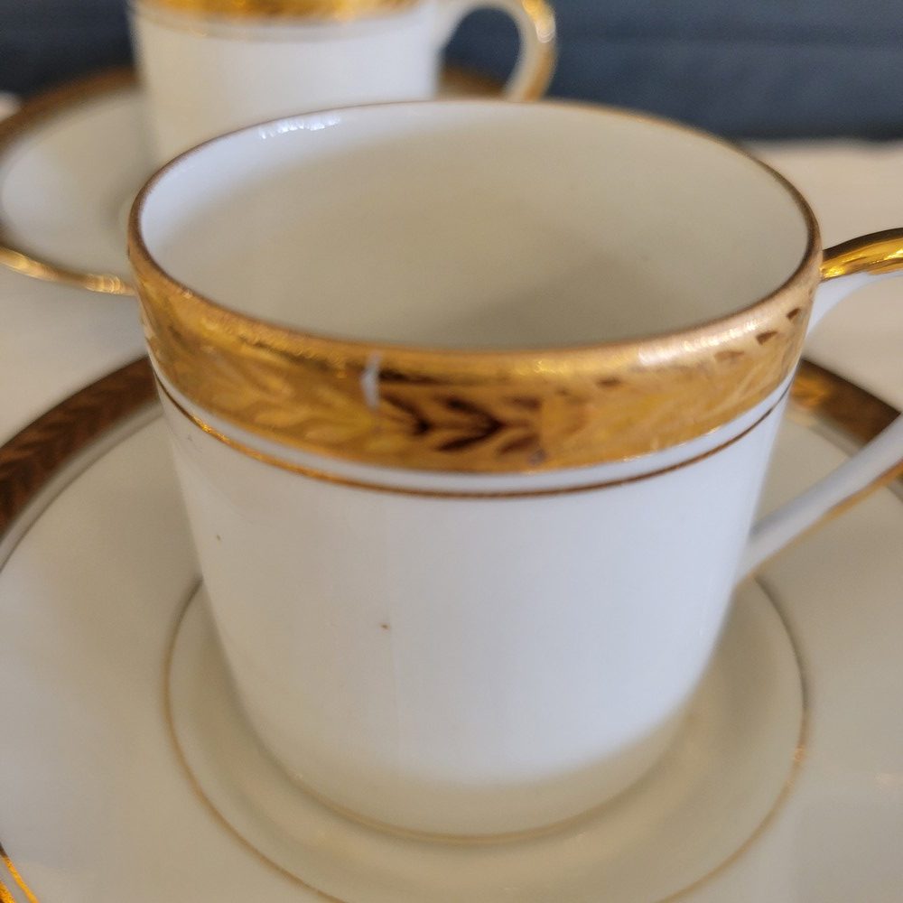 Tasses à Café Porcelaine de Limoges blanches et dorées