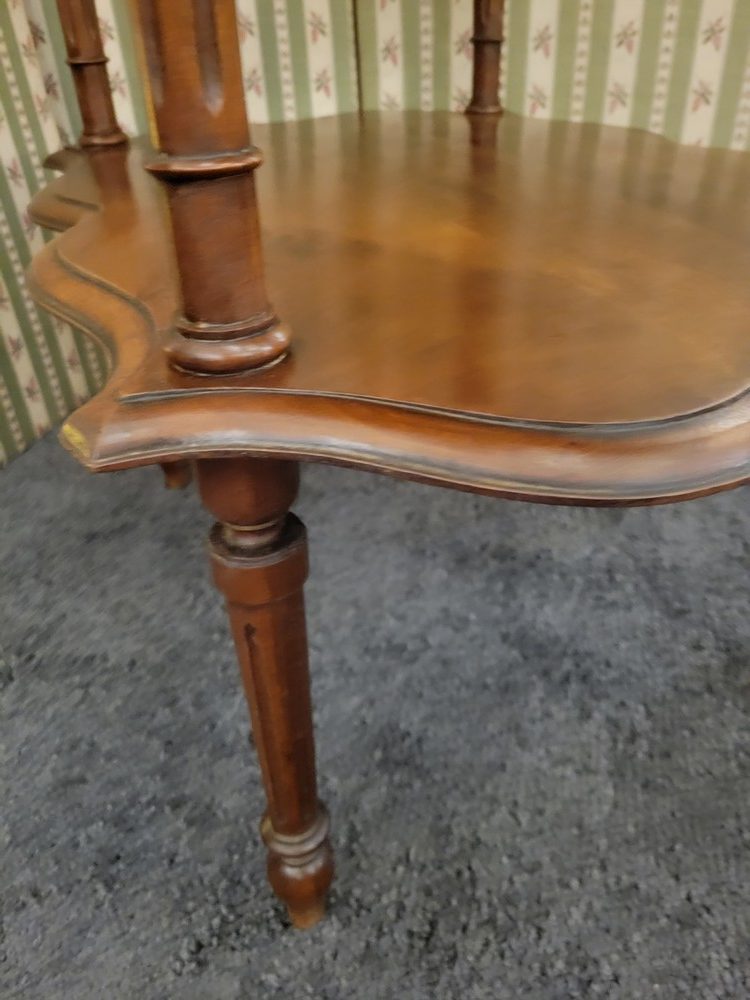 Table à Thé Ancienne