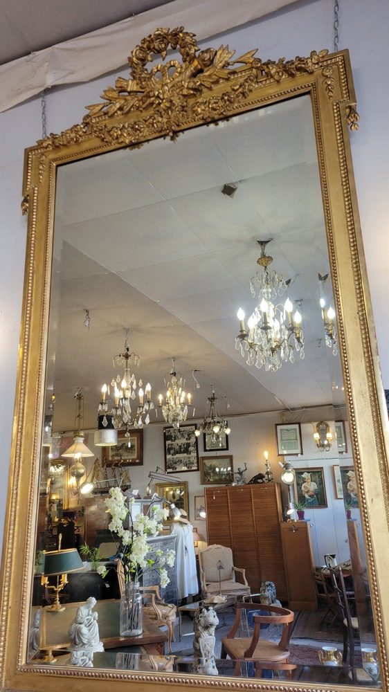 Miroir Napoléon III Bois et Stuc Doré, XIXè Décor de Roses