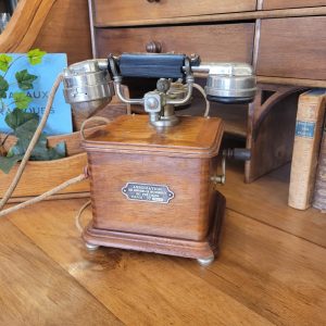 Téléphone à Manivelle