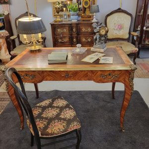 Bureau Plat Louis XV Bois de Rose