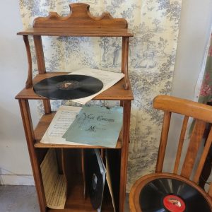 Meuble à Musique