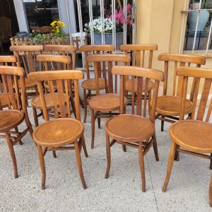 12 Chaises Bistrot anciennes