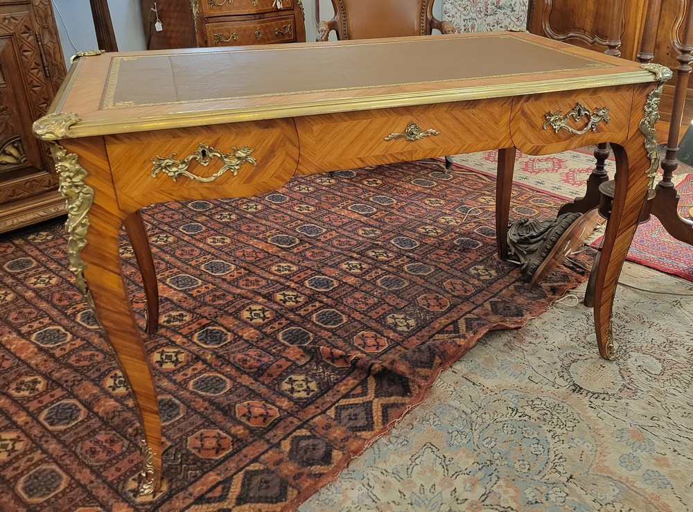Bureau Plat Louis XV