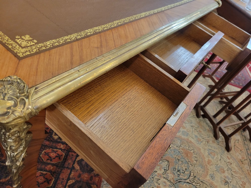 Bureau Plat Louis XV