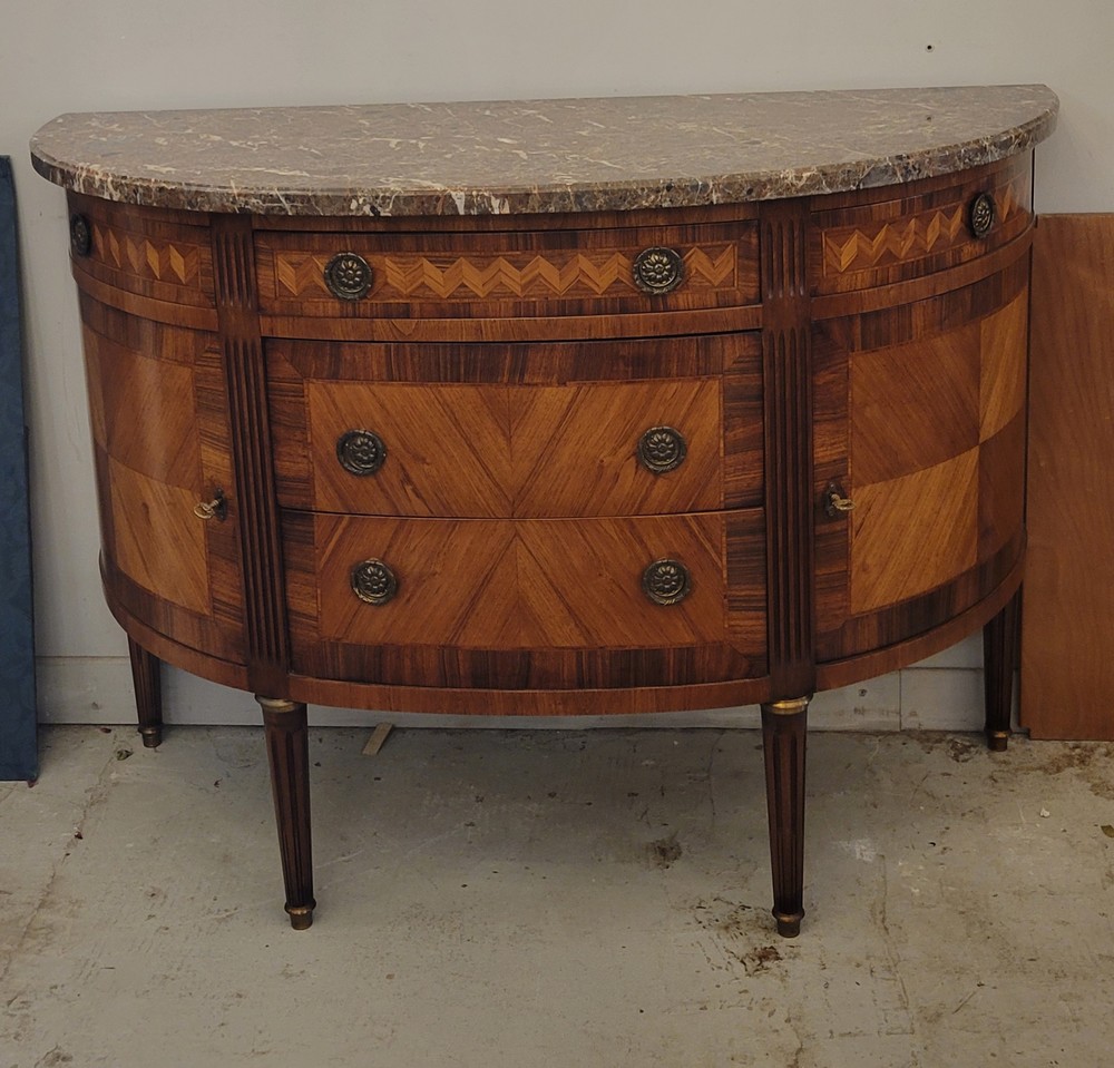 Commode Demi-Lune Louis XVI