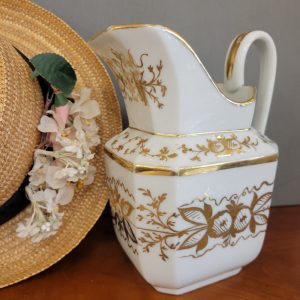 Pot à lait Porcelaine de Paris