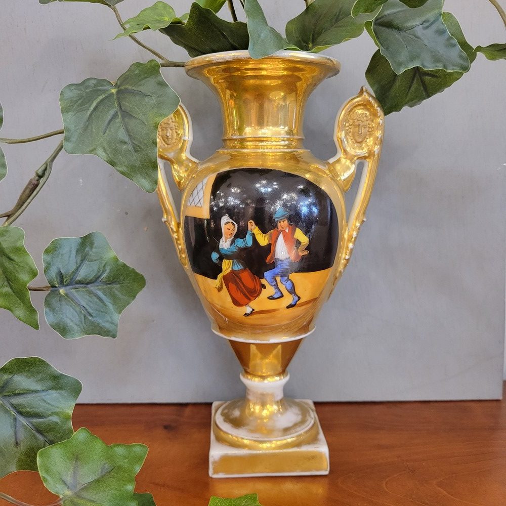 Petit Vase Médicis porcelaine de Paris
