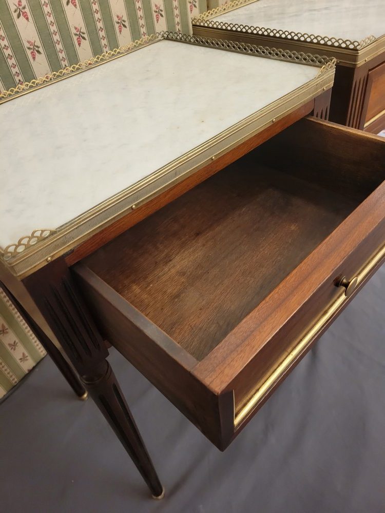 Paire de Chevets Style Louis XVI
