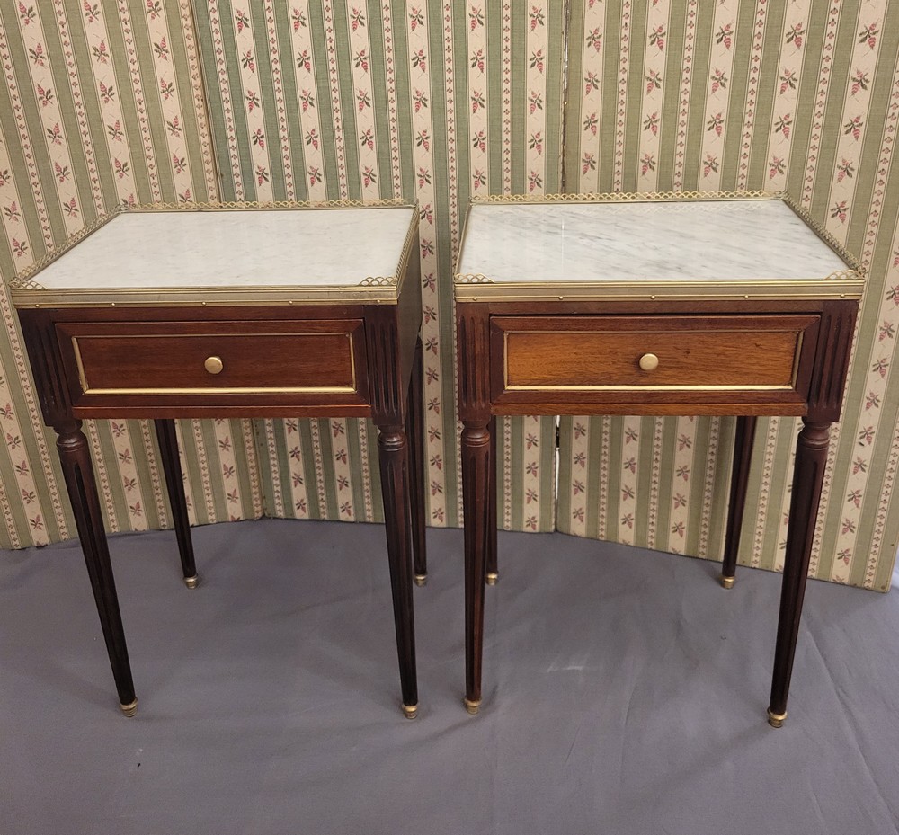 Paire de Chevets Style Louis XVI