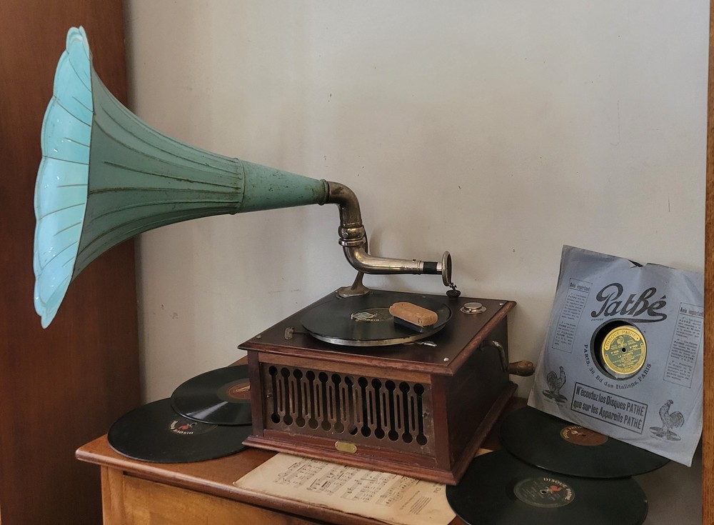 Phonographe à Pavillon Ancien Pathé