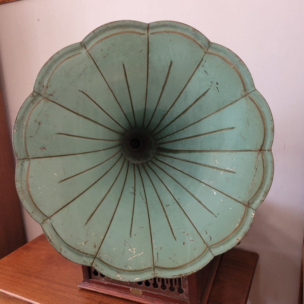Phonographe à Pavillon Ancien Pathé