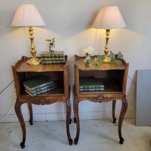 Paire de Chevets Style Louis XV