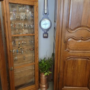 Vitrine de Présentation en pin