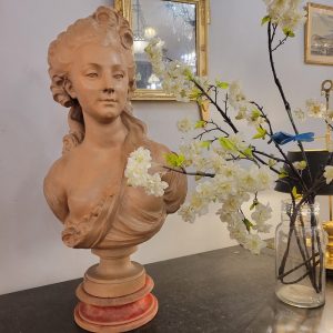 Buste Jeune Femme à la Rose, J.J. Caffieri